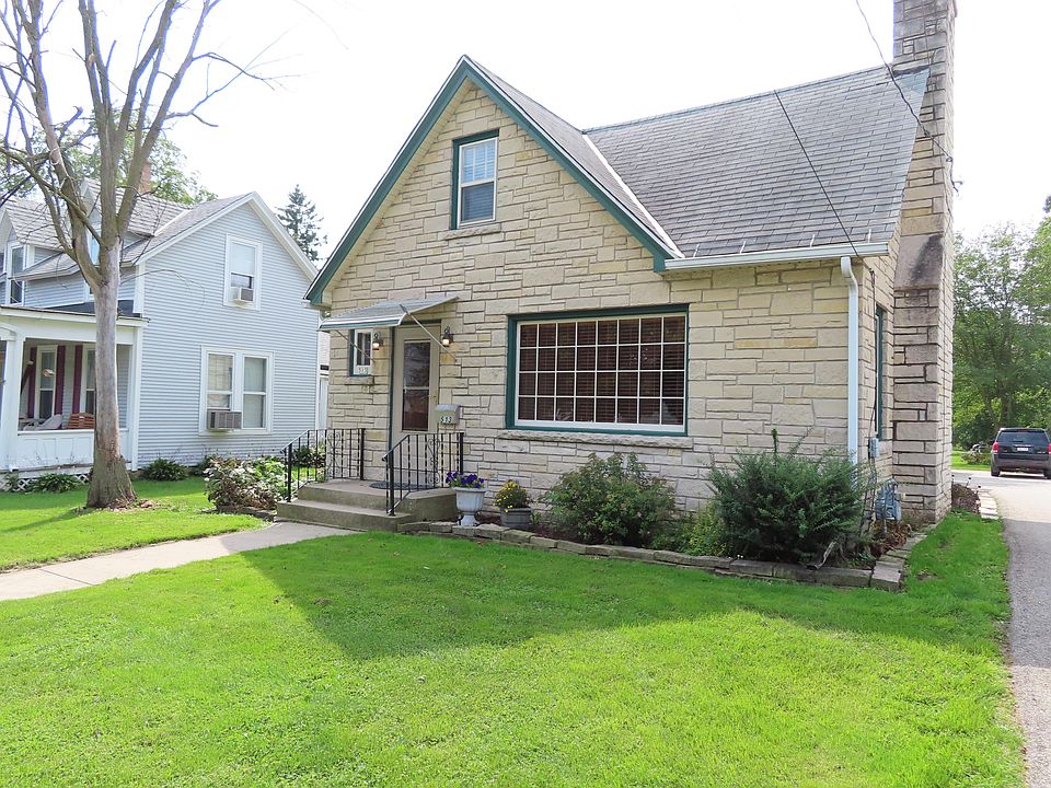 1st image of 513 Summit Ave