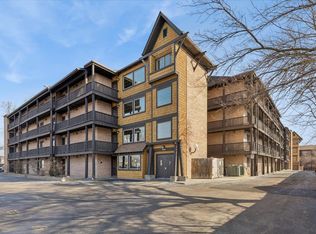 450 N Main St APT S208a, Wauconda, IL 60084