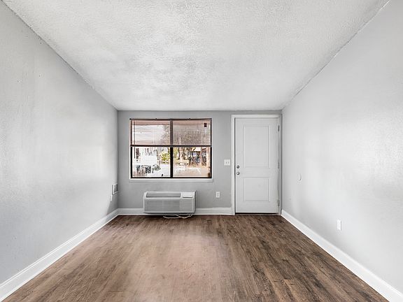 3rd image of 4697 Rose Coral Dr #313