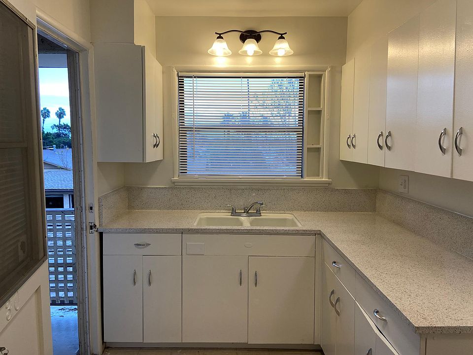 1st image of 541 W Flora St APT 14