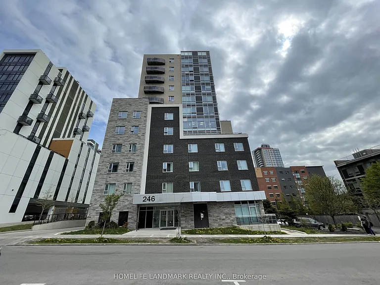 246 Lester St #602 — Photo 1