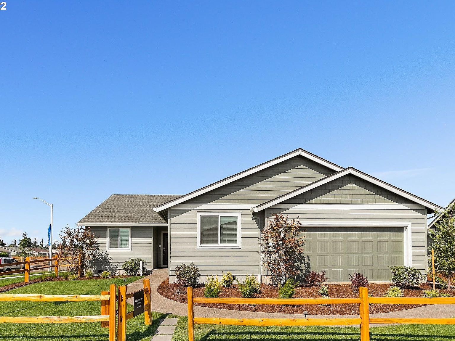 1646 Desantis Dr, Woodburn, OR 97071 Zillow