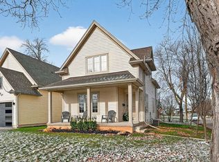 56 Dominion Rd, Fort Erie, ON L2A 1E6