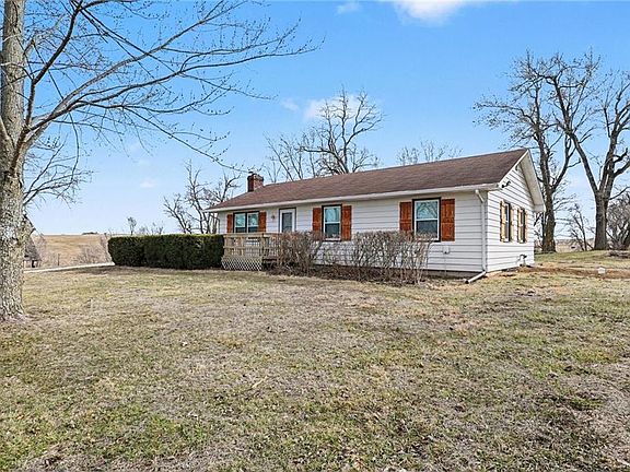 3rd image of 12120 SE West Rd