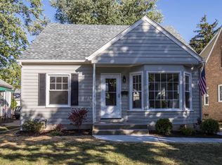 4834 N Berkeley Blvd, Whitefish Bay, WI 53217