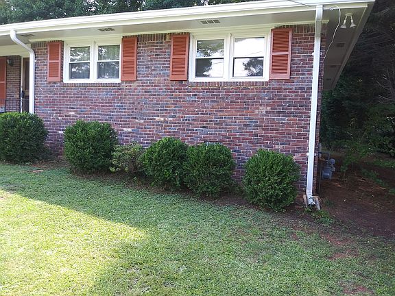 5th image of 1113 Lanford Cir