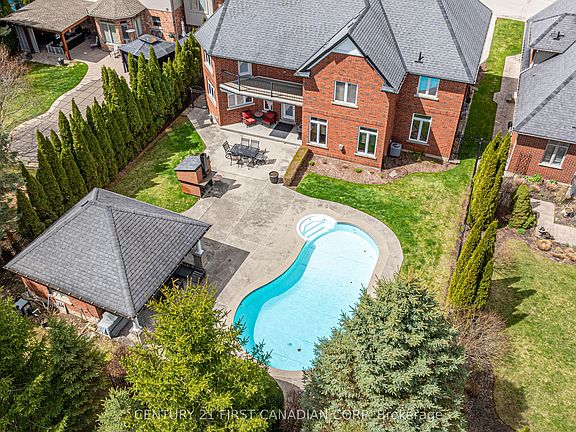 2nd image of 7222 Clayton Walk #2
