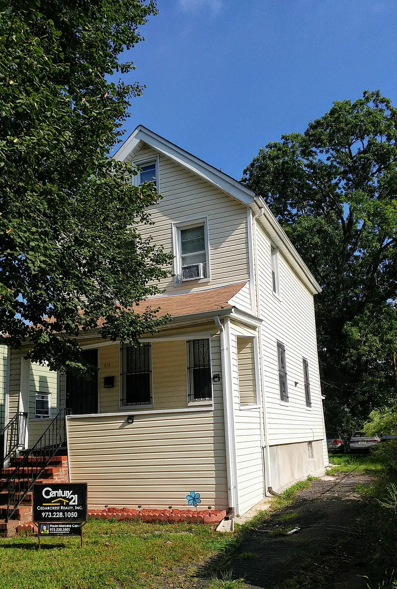 48 Cambridge St photo 1