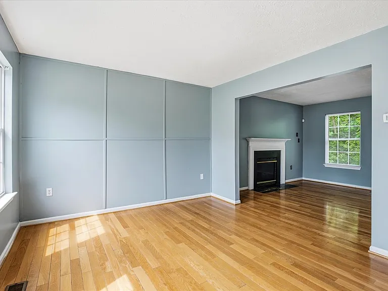 1904 Hilton Ct — Photo 4