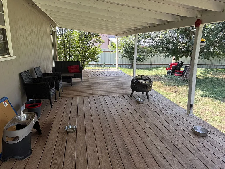 1707 Pontotoc Trce — Photo 26