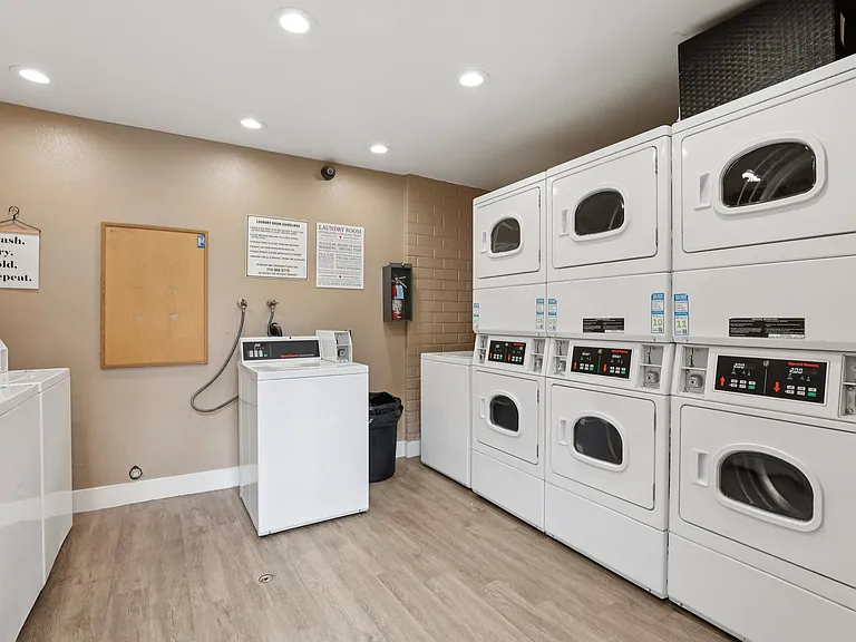 Seashore Apartment Homes — Photo 39