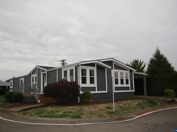 4470 Angie Marie Way NE #14, Salem, OR 97305