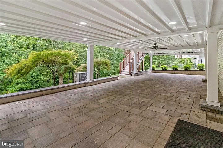 6212 Lilac Bush Ln — Photo 29