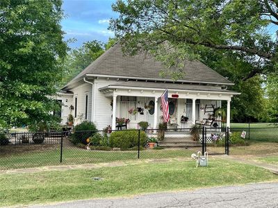 211 E 17th St, Mounds, OK, 74047