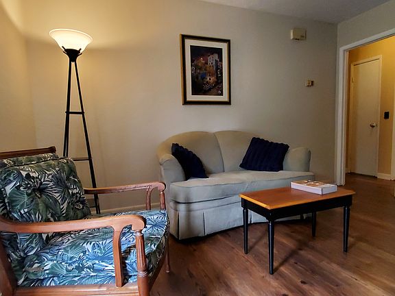 5th image of 911 McKinley Ave #911