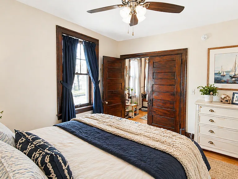 1908 Hennepin Ave #4 — Photo 9