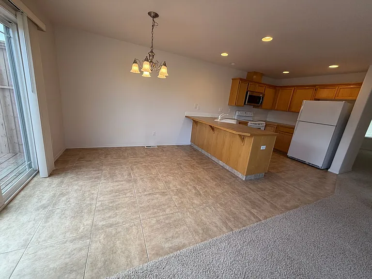 4802 Porlier Ln — Photo 8