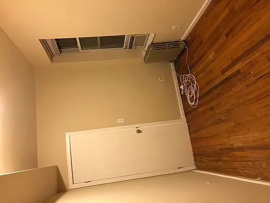 Rented by Secure One LLC | media 15