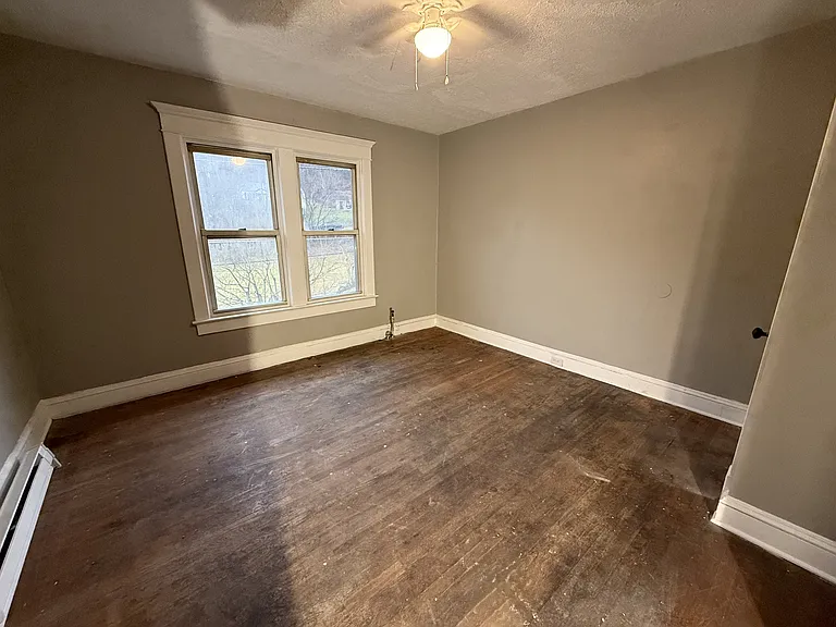 336 Union St — Photo 8