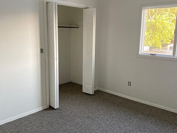 4th image of 430 Midland Ave #B