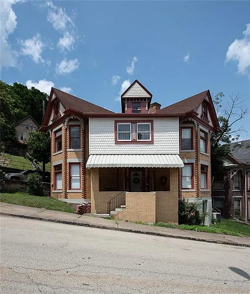 616 George St photo 1