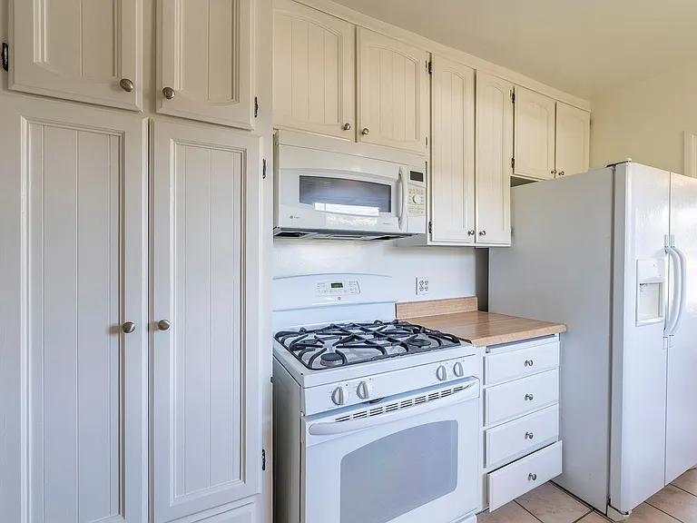 501 Kansas St — Photo 10