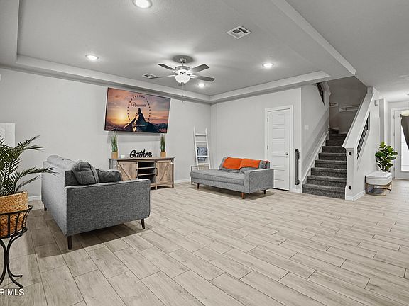 5th image of 205 Playa Tronones Ave