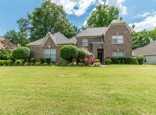 1653 Wood Mills Dr, Cordova, TN 38016