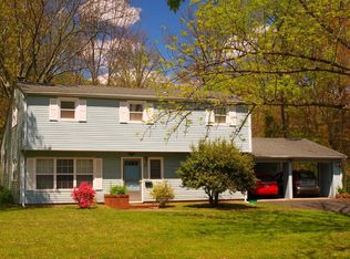 13 Deerhead Dr, Bound Brook, NJ 08805