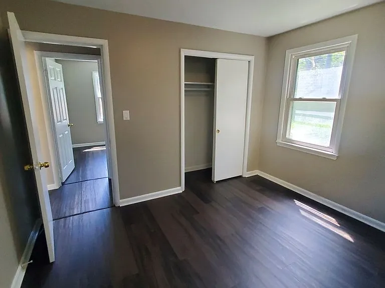 4605-4607 W. Villard Ave. (Duplex) — Photo 13