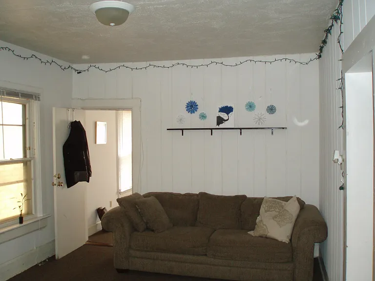 521 State St — Photo 25