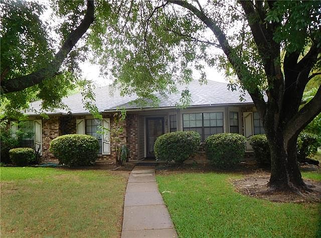 1st image of 1041 Eagle Ct