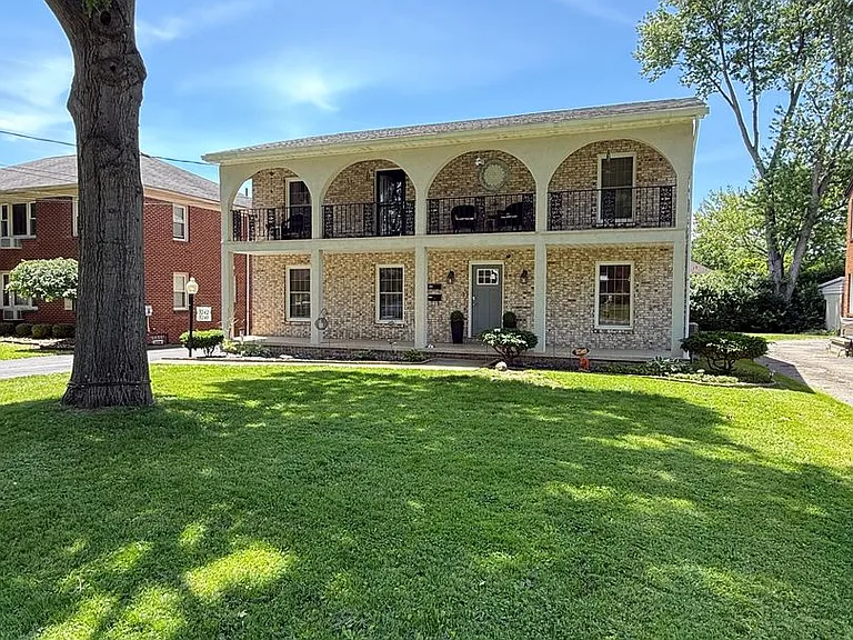5240-5242 Old Oxford Ln — Photo 1