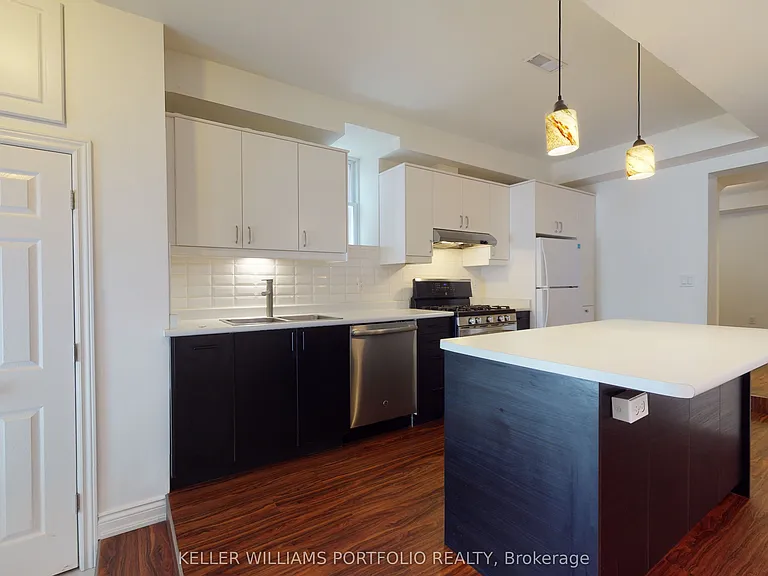 546 Eglinton Ave E #5 — Photo 10