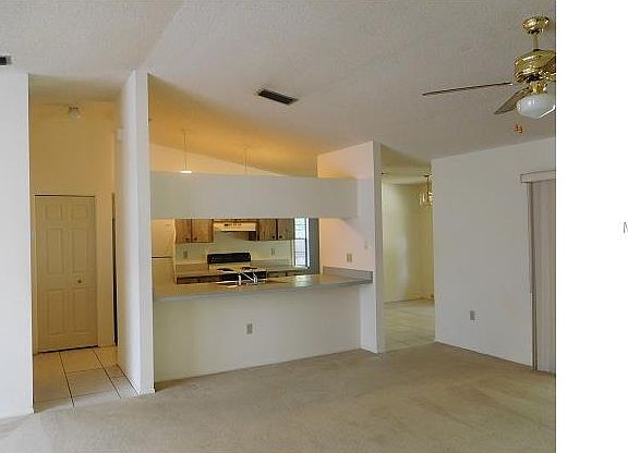 5th image of 2595 Feiffer Cir