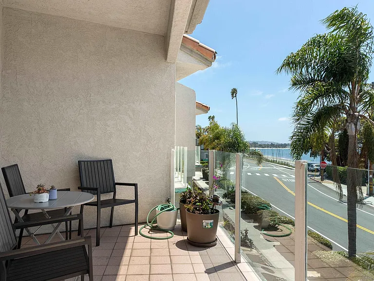 3701 Riviera Dr #11 — Photo 15