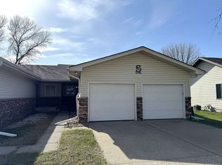 411 N Lucas St, Pierce, NE 68767
