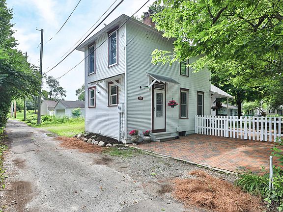 5th image of 588 Midgard Rd