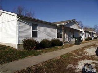 802 Elm St, Bismarck, MO 63624
