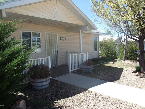 4th image of 3065 W Park Plaza Dr