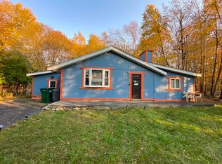 3311 Woodland Dr, Tobyhanna, PA 18466