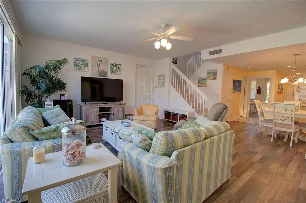 3 bed, 3.0 bath, 1860 sqft, $4,500 — Photo 4