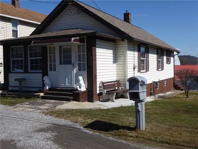 3706 W 3rd Ave, Beaver Falls, PA, 15010