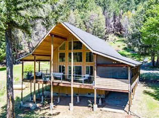 431 Galaxy Dr, Salyer, CA 95563