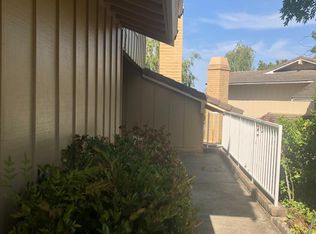 4 Chicory Ln, San Carlos, CA 94070