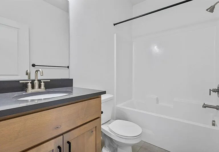 868 W 480 S #MAIN FLOOR MASTER — Photo 7