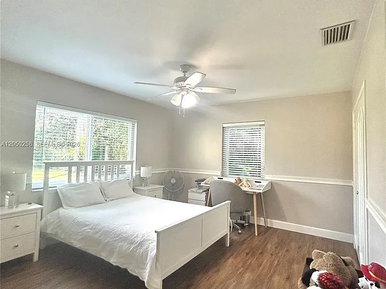 416 Bayberry Dr — Photo 11