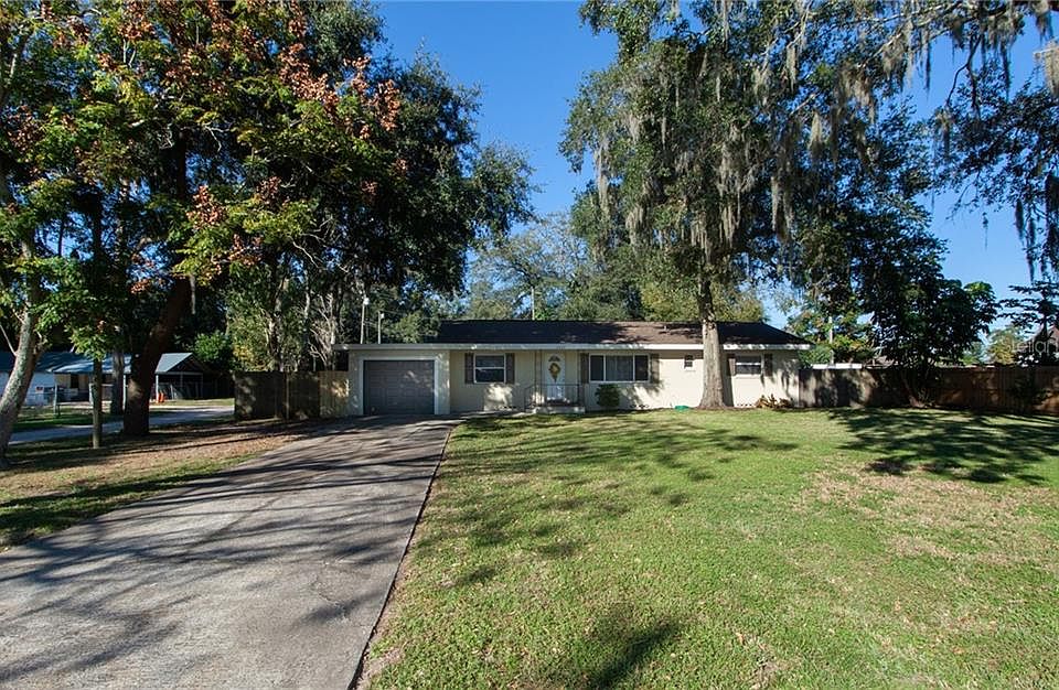 1st image of 2323 Beach Ave