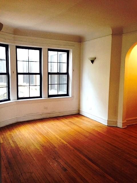 1st image of 4209 N Kedvale Ave