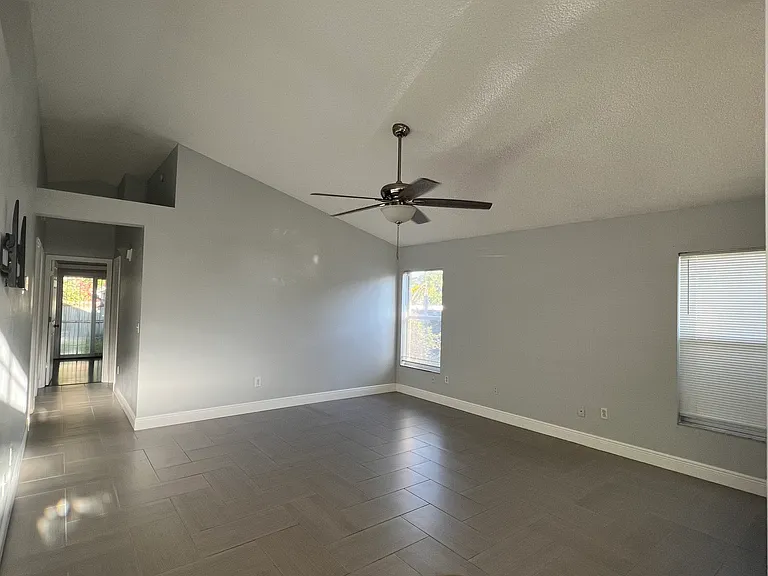3025 Albin Ln — Photo 5
